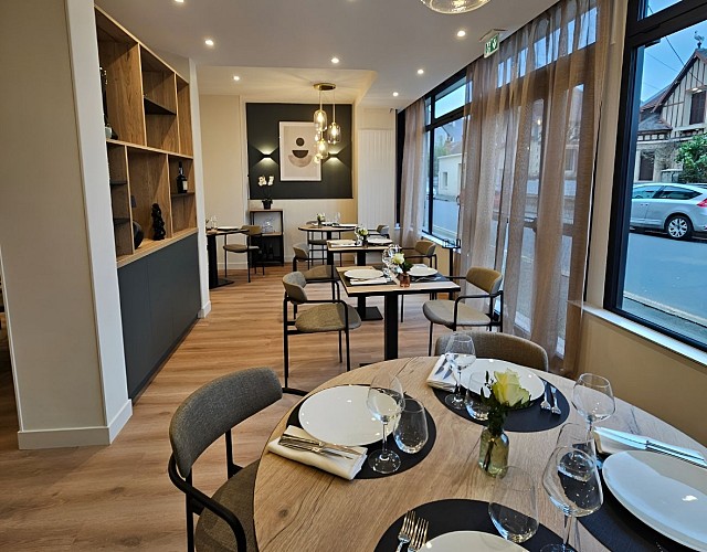 la-table-d-hotes-salle-6