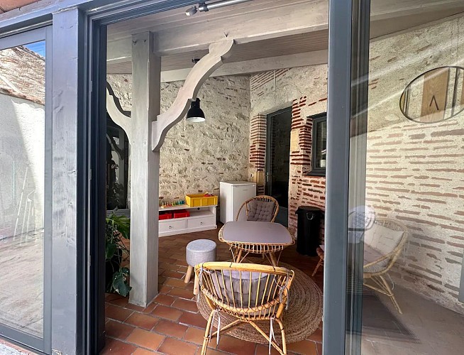 ce798059-e37f-4820-a953-9389ac3992cd