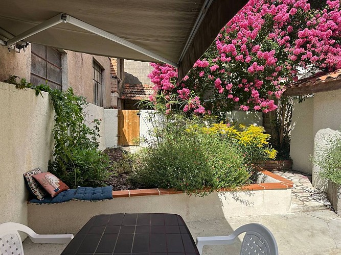 fcbd01bc-1f37-41da-aa05-0596d9dfaddc