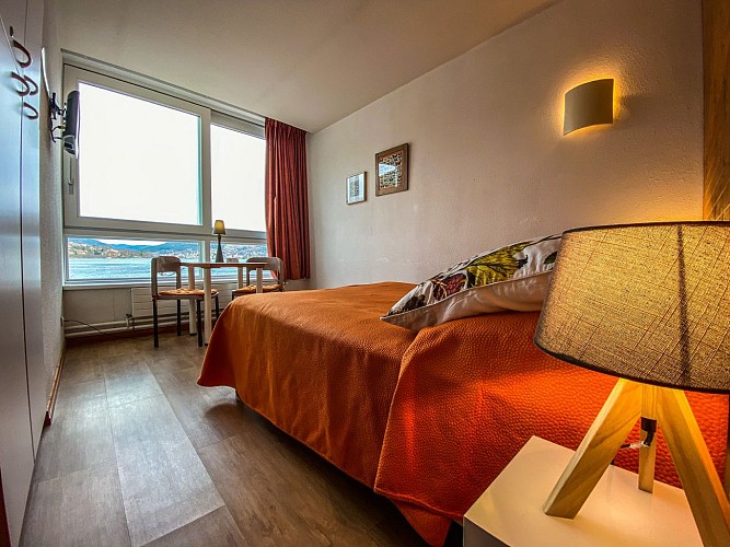 Studio 2 personnes  face au lac