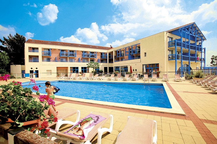 Résidence de tourisme Odalys Résidence du Port Hourtin Piscine