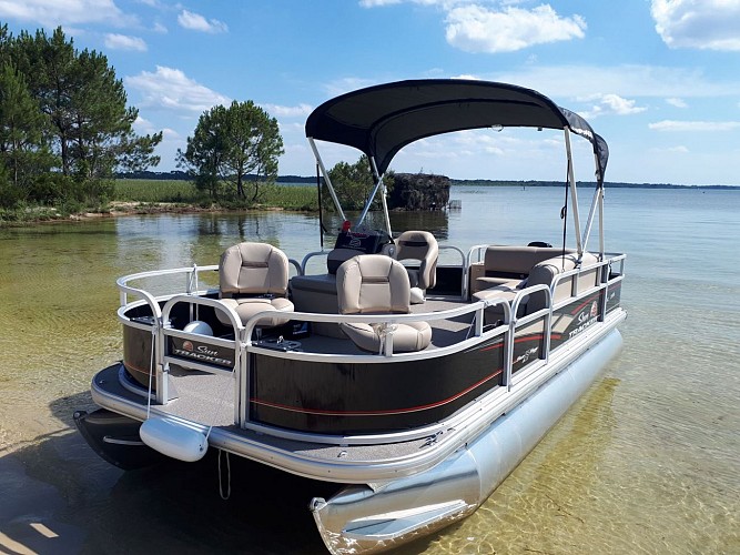 Guide de pêche Arnaud FARMERY Bâteau