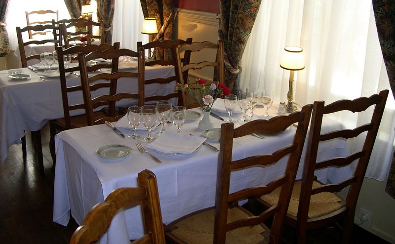 Restaurant La Banniere de FRance < Laon < Aisne < Picardie