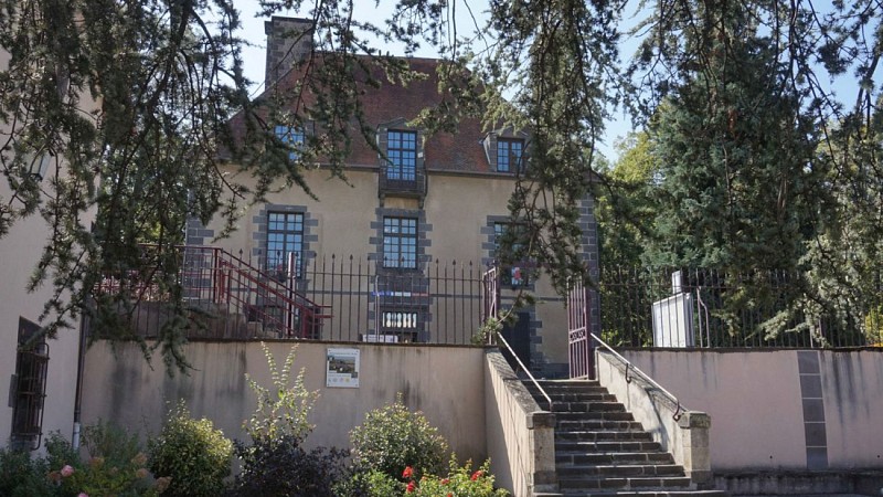 Hôtel de Ville de Lempdes - Ancienne demeure de Pierre Boulanger