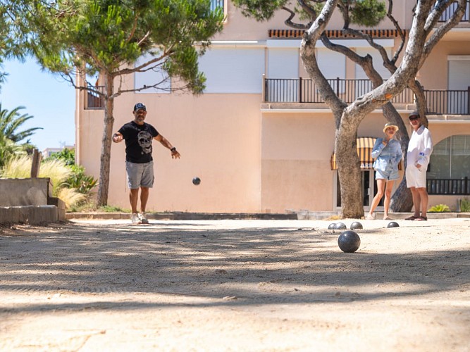 Terrain de pétanque du Square Ferrié