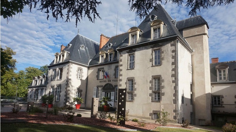 Château de Bezance - Mairie de Romagnat