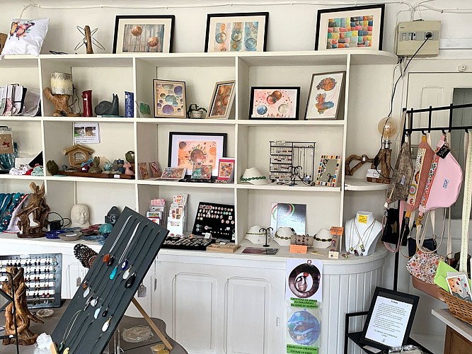 St Jouvent Boutique Art et loisirs int (2)