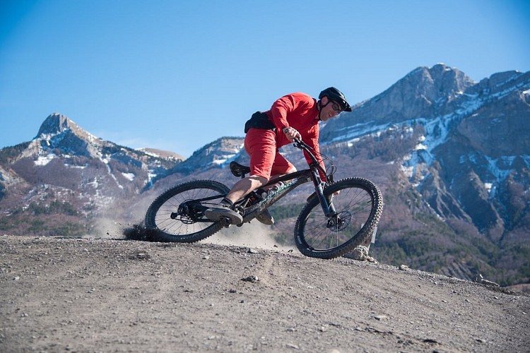 Le MaxiGéant MTB Aufenthalt, eine lange Reise von den Alpen in die Provence!