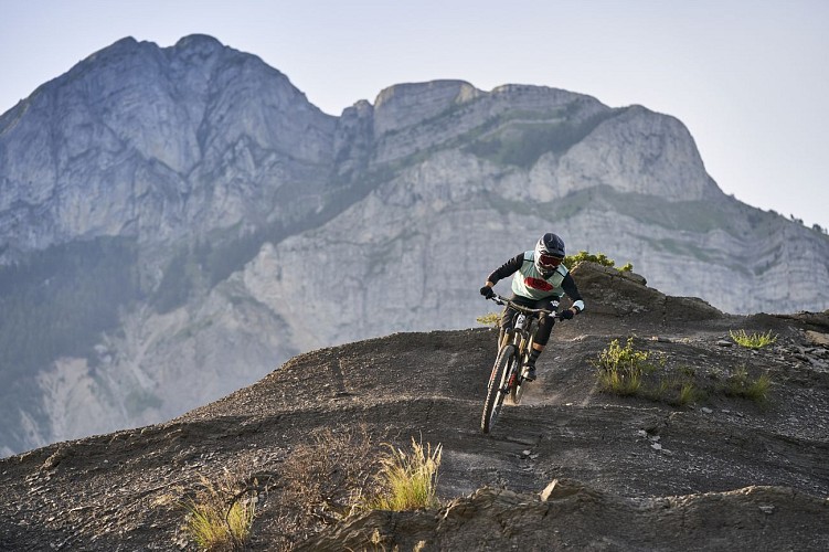 Le MaxiGéant MTB Aufenthalt, eine lange Reise von den Alpen in die Provence!