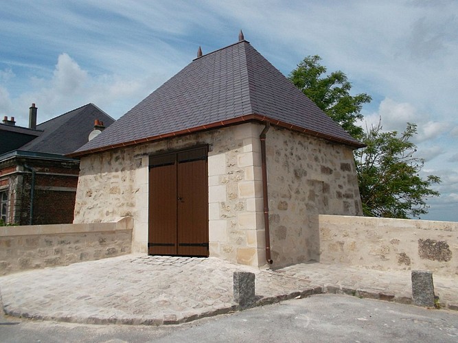 Tour de l'Echauguette II