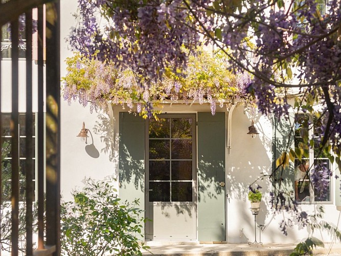 Gîte Glycine - Entrée de la maison