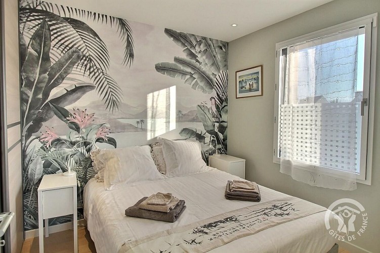 Au Pied du Bois d'Amour