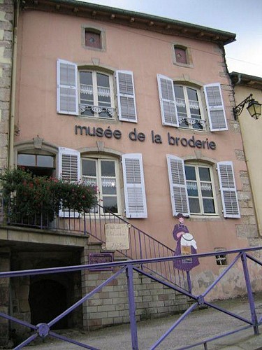 MUSÉE DE LA BRODERIE