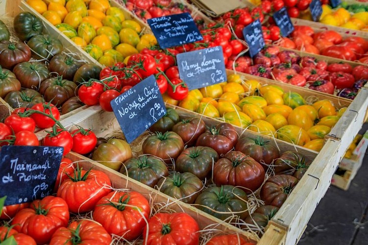 Le Grand Marché