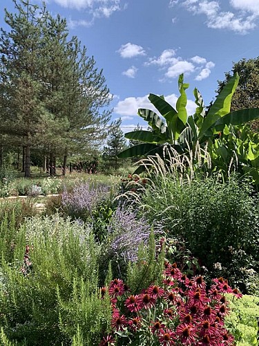 montignac de lauzun-les jardins du pays de lauzun-4
