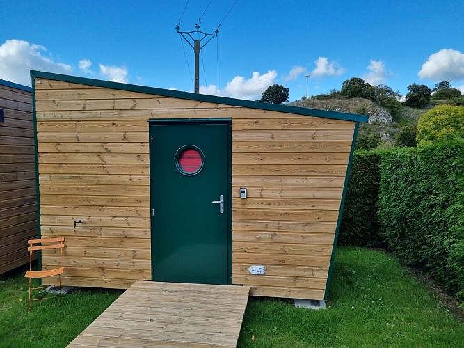 Cabane randonnuer au Camping du Sans Souci - Fresnay-sur-Sarthe - extérieur
