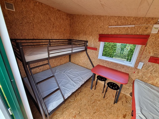 Cabane randonnuer au Camping du Sans Souci - Fresnay-sur-Sarthe - intérieur