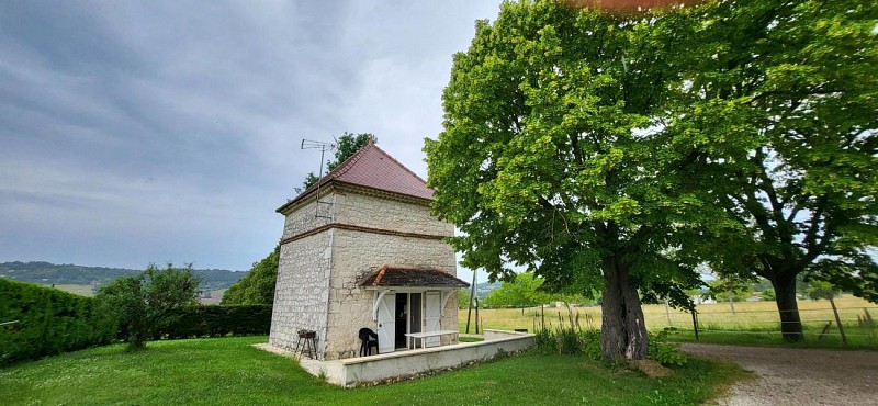 HLOAQU047V50LQMP_Penne_Domaine de Norpech_Le Pigeonnier_photo4