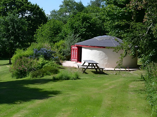 Insolites de la Tellerie au Theil-Bocage