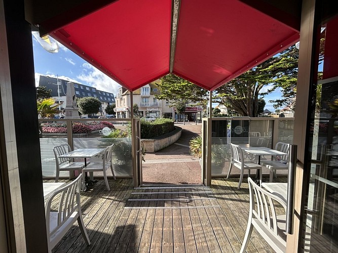 OResto-vue-terrasse-courseulles