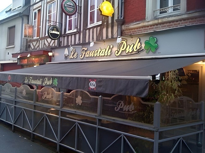 Le Faustali Pub