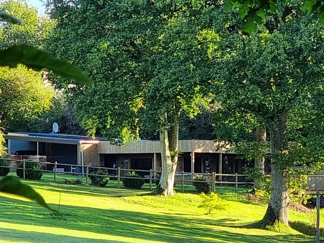 Le-Terrier-du-Lapin-Blanc-Menil-Hubert