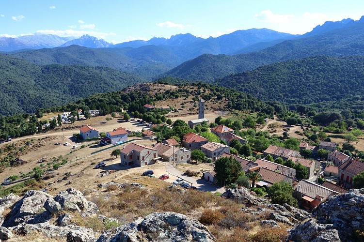 À la découverte du patrimoine de Carbini sur les traces d'i "Ghjovannali"