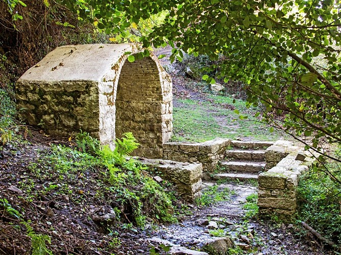 Le sentier du patrimoine de Sainte Lucie de Tallano : une promenade immersive dans l'histoire corse