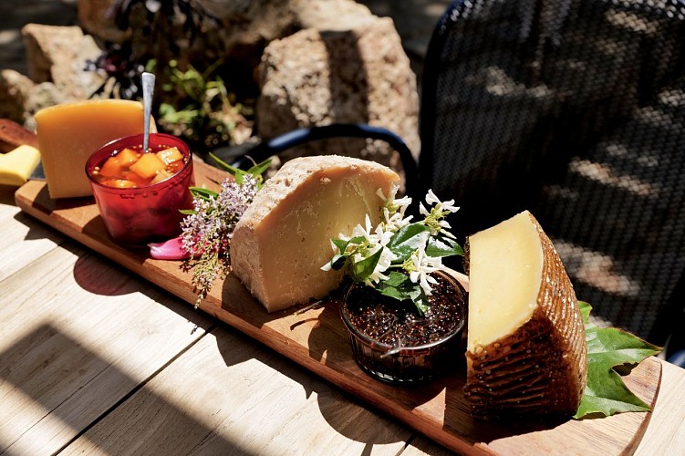 Ferme Auberge Pozzo Di Mastri