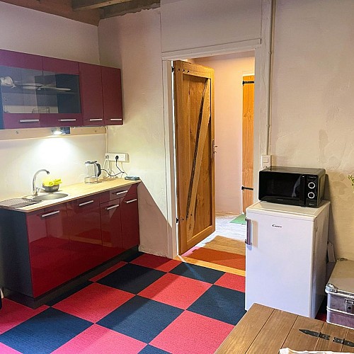 Domaine-Le-Marouby-rood-kitchenette-01