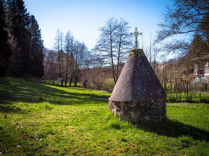 Fontaine miraculeuse - Favars