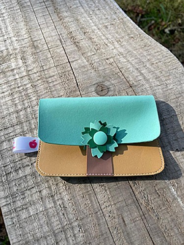 mini pochette_vert fraicheur_sable