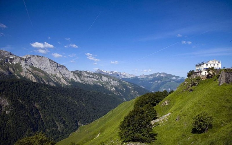 1440RESTAURANT-LES-CRETES-BLANCHES-2