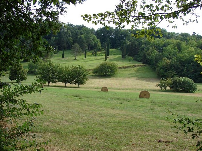 EYNESSEchateaudubarail 004PARC