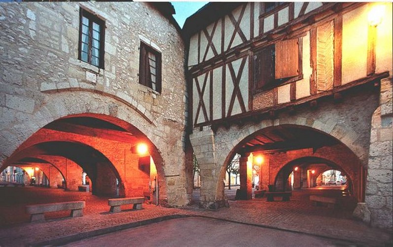 couverts vus de nuit