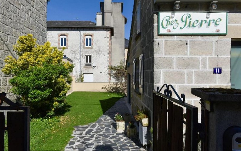 Chez Pierre Ext