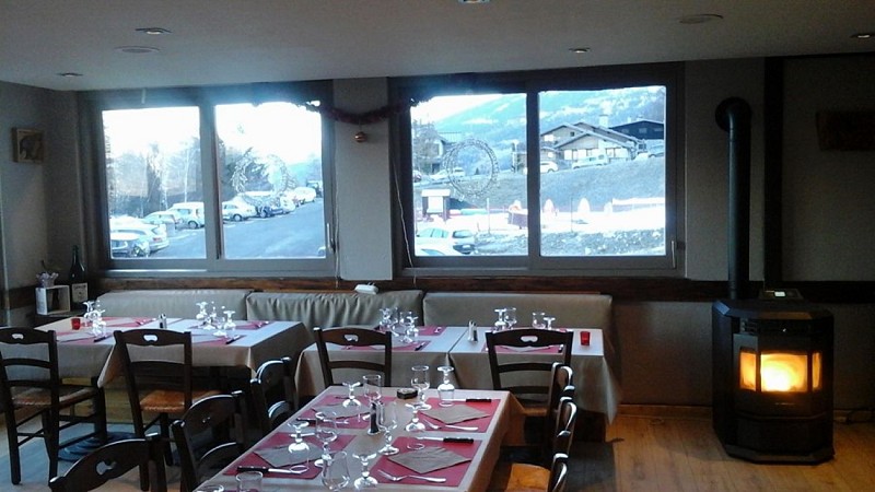 Der Tisch des Tarins