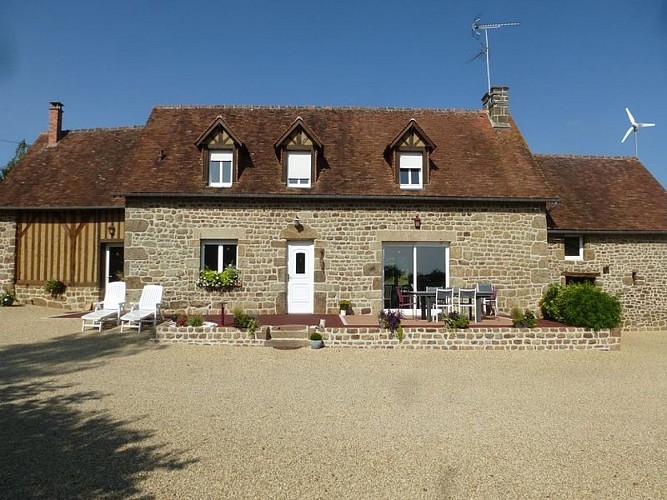 Chambre-a-la-campagne-st-Fraimbault