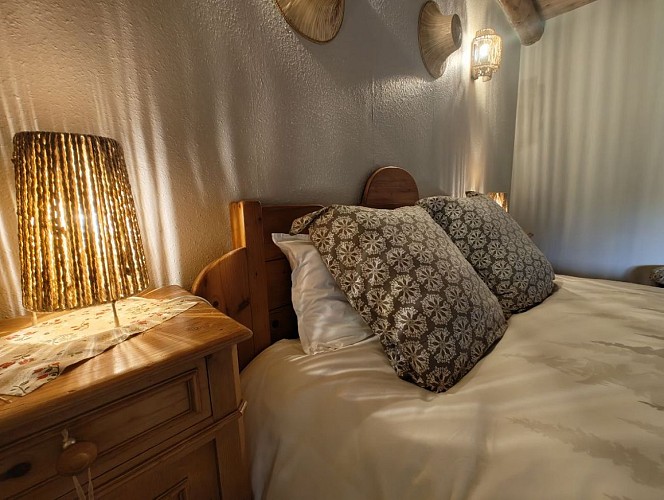 Chambre Doubs Doux, le lit