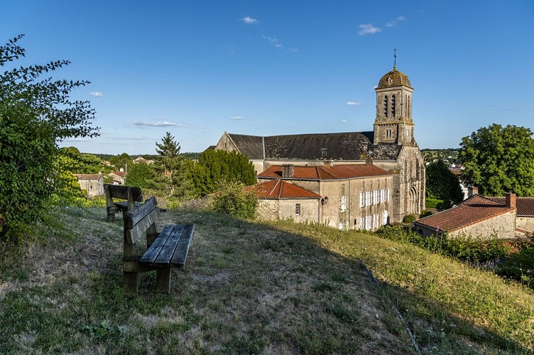 Montfaucon Montigné