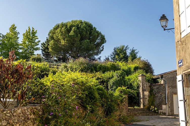 Montfaucon Montigné