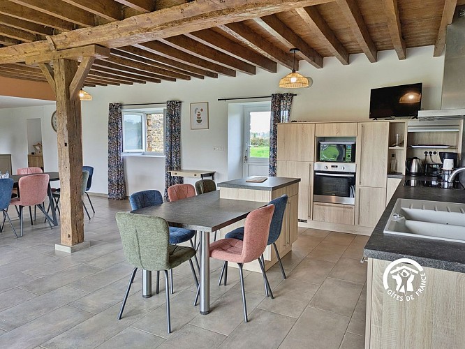 DOMAINE DU TRÈFLE, GÎTE 12 PERSONNES