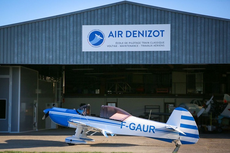 Prêt(e) pour un vol à sensations à bord de notre Cap10C ?