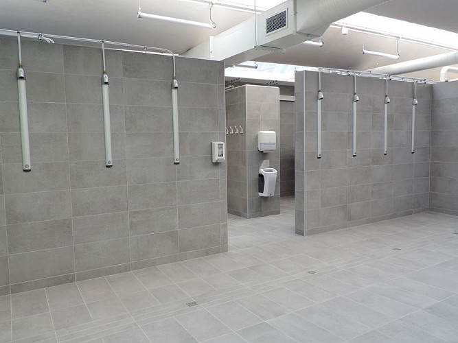 Piscine Intercommunale Avallon Douches