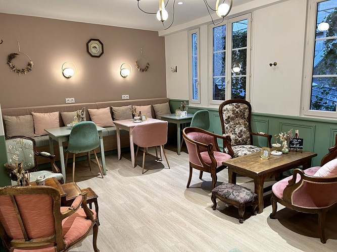 Salon de thé intérieur 1