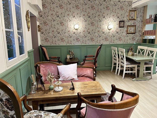 Salon de thé intérieur 2