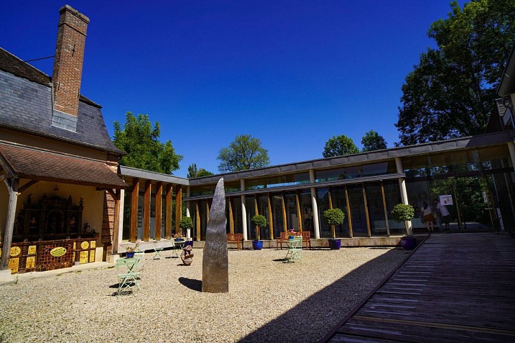 MUSÉE D'ART ET D'HISTOIRE DE PUISAYE