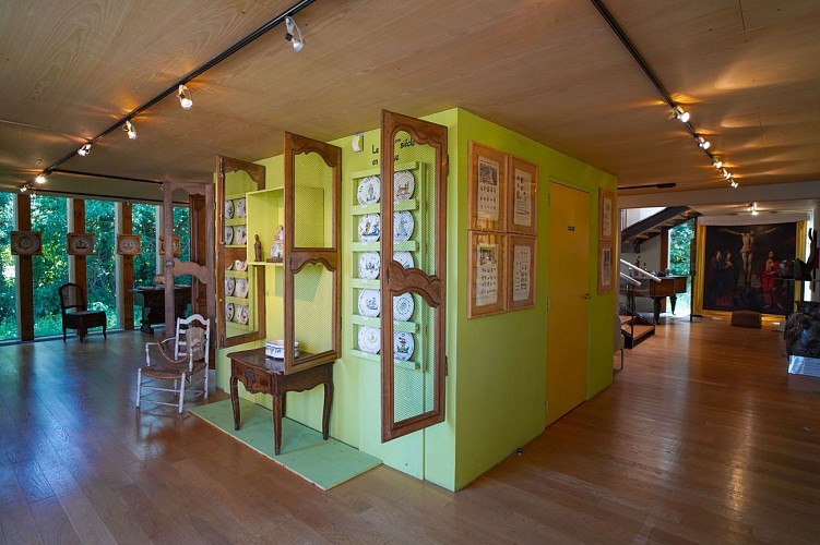 MUSÉE D'ART ET D'HISTOIRE DE PUISAYE