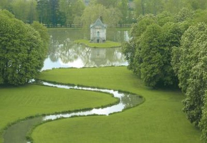 Château d'Ancy le Franc, parterre Sud 