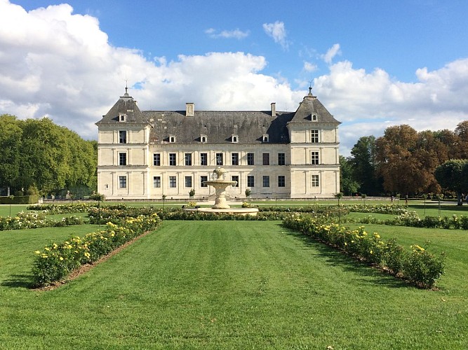 Château d'Ancy le Franc Ouest september 2017